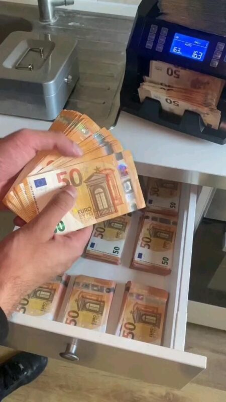 Kontaktieren Sie uns für gefälschte Euro
